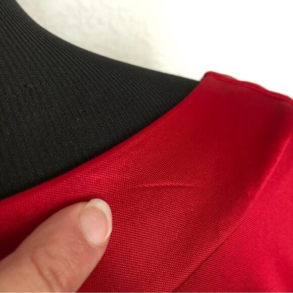 BCBGMaxazria red scoop neck long sleeve empire waist dress size Small NWT - Picture 9 of 13